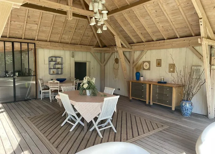 De La Dans Les Oliviers Gallargues-le-Montueux